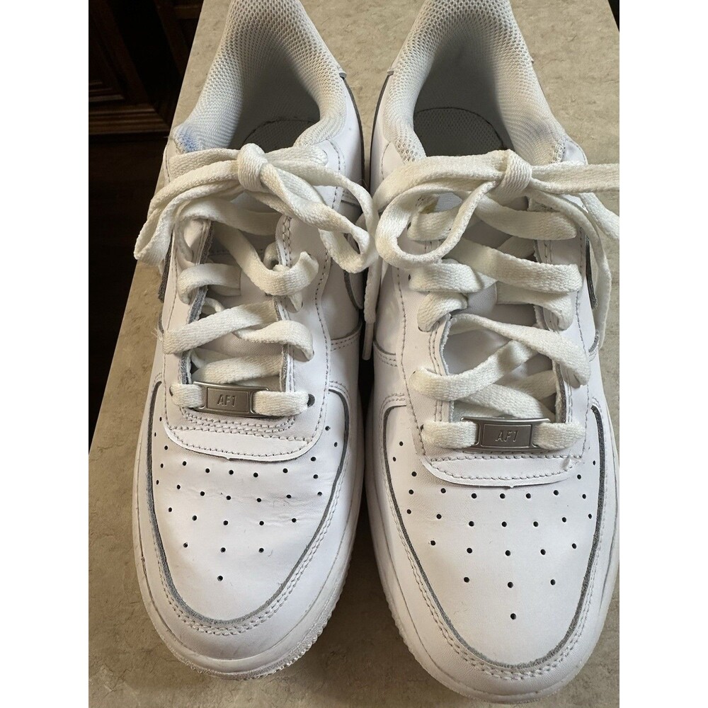 Nike Air Force 1 LE White Leather Sneakers DH2920-111 Youth Boys 7Y